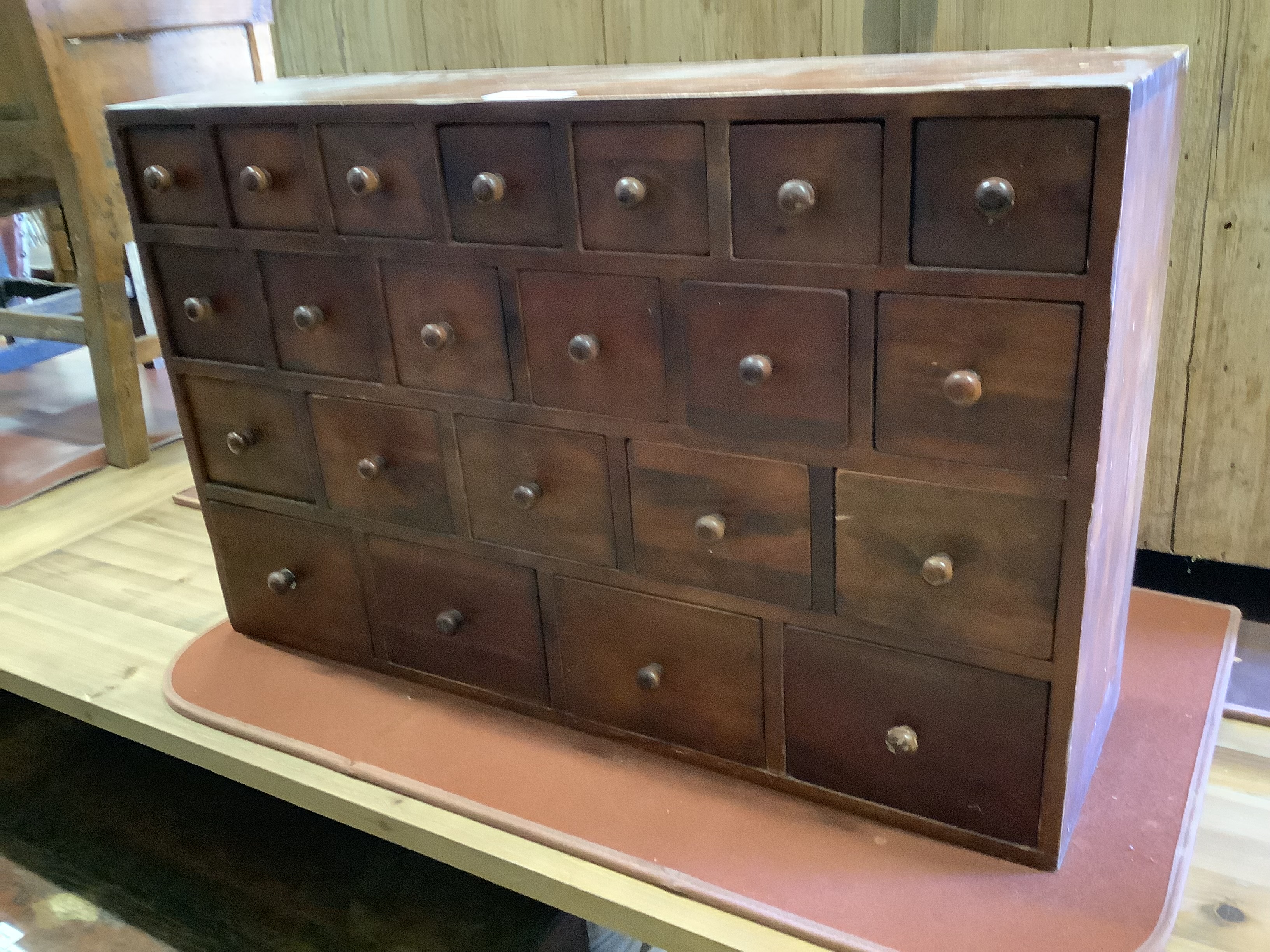 A nest of 22 drawers